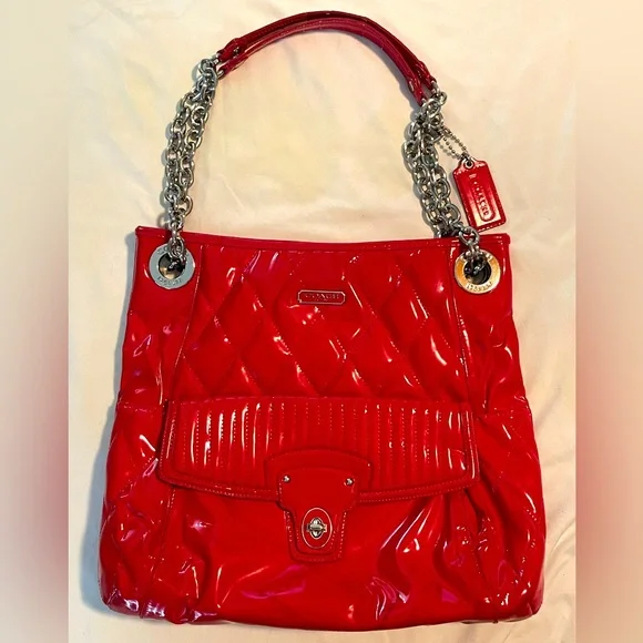 Coach Poppy Liquid Glass Red Quilted Shoulder Bag!! Needs TLC Great Bone… - Picture 1 of 16